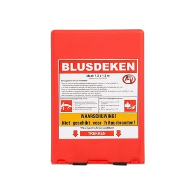 Blusdeken 120 x 120 hardbox drielaags