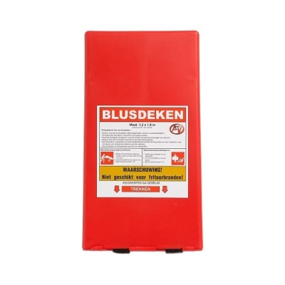 Blusdeken 120 x 180 hardbox drielaags